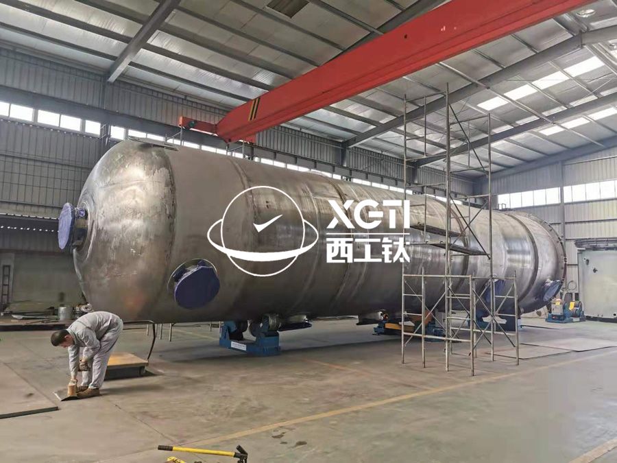鈦換熱器、鈦反應釜控熱設備的性能與特點